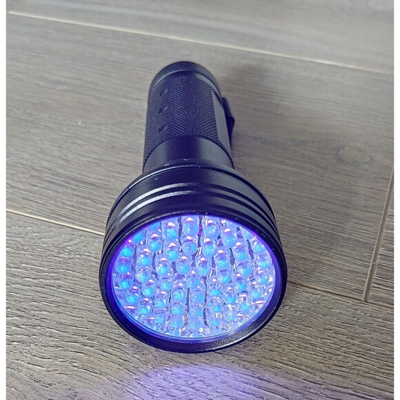 Vansky UV Flashlight , 51 LED Blacklight Pet Urine Detector for Dog/Cat - Picture 3 of 9